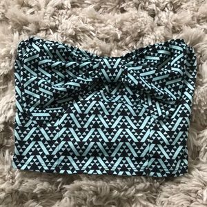 LA Hearts Aztec Patterned Bow Crop Top